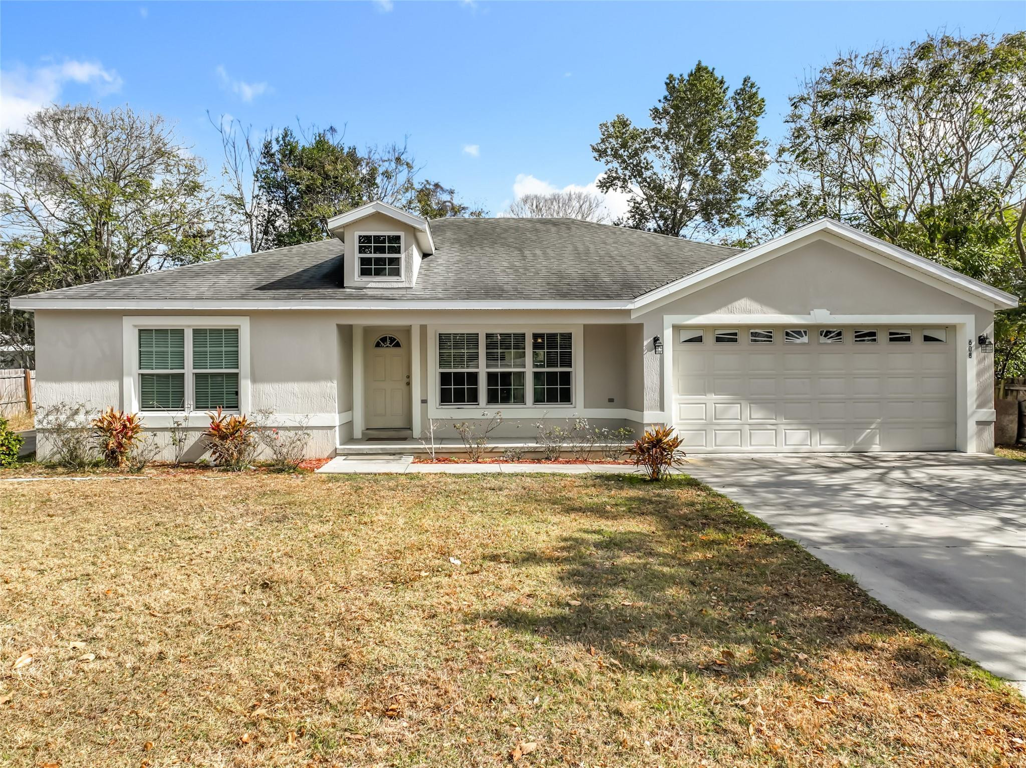 608 Masters Avenue, Wildwood, FL 34785, Wildwood
