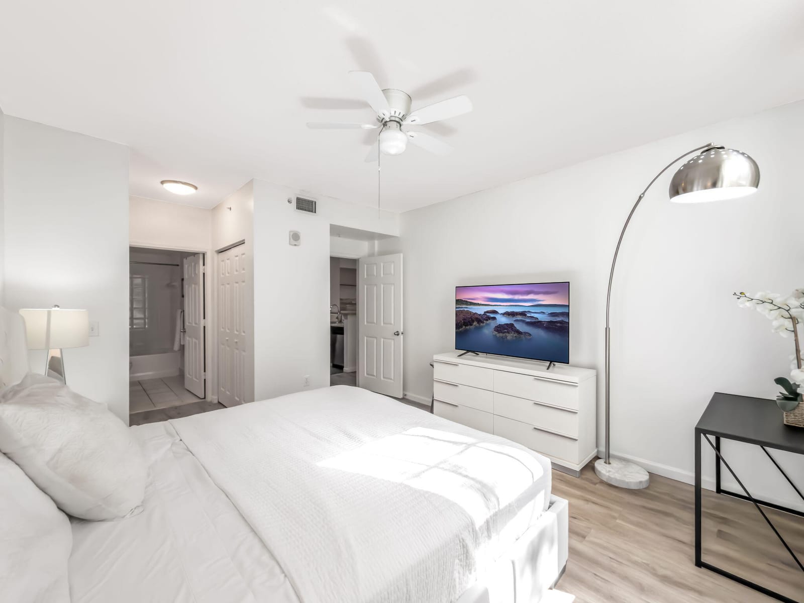 630 S Sapodilla Avenue 218, West Palm Beach, FL 33401 photo 16