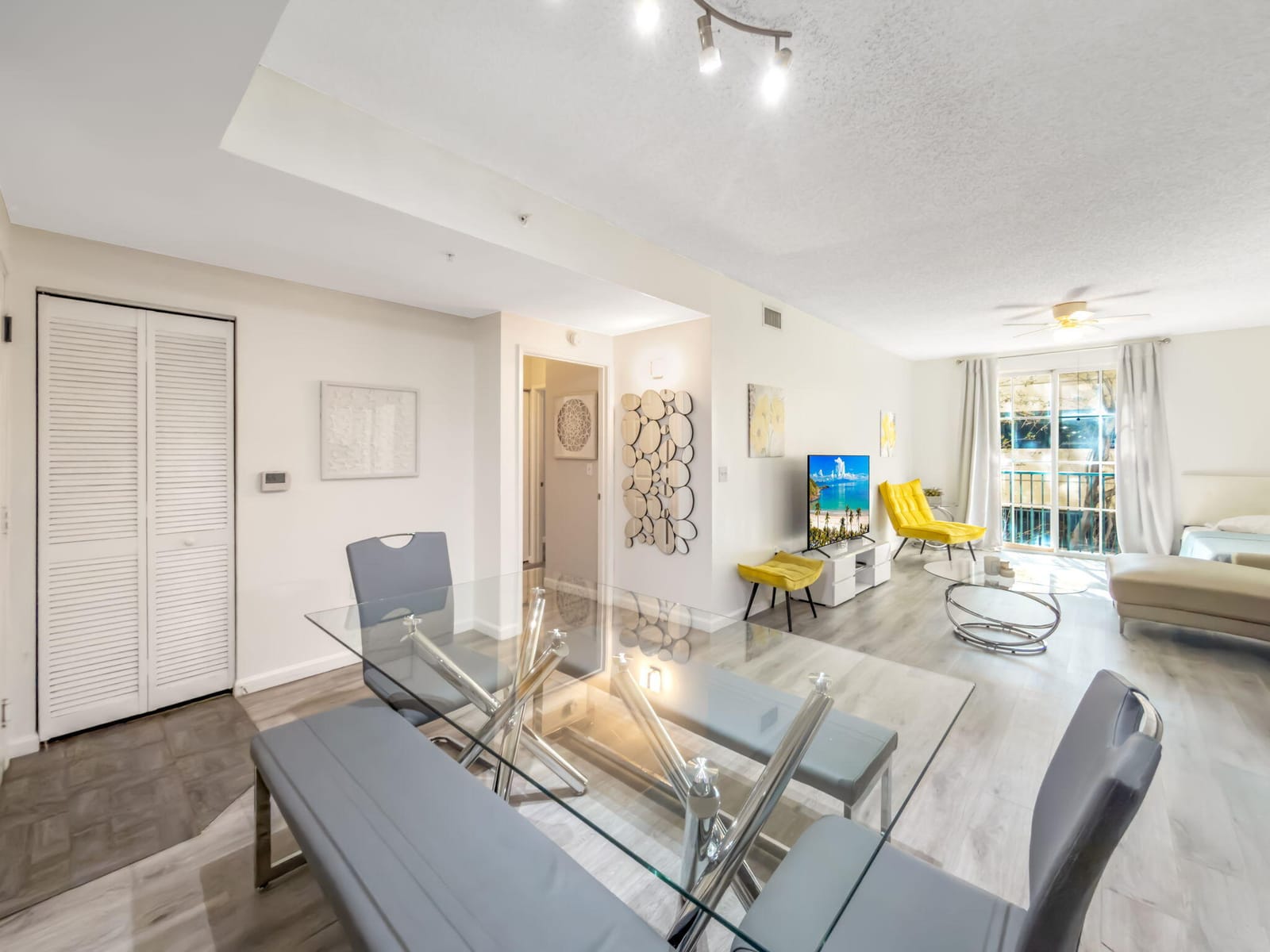 630 S Sapodilla Avenue 218, West Palm Beach, FL 33401 photo 20