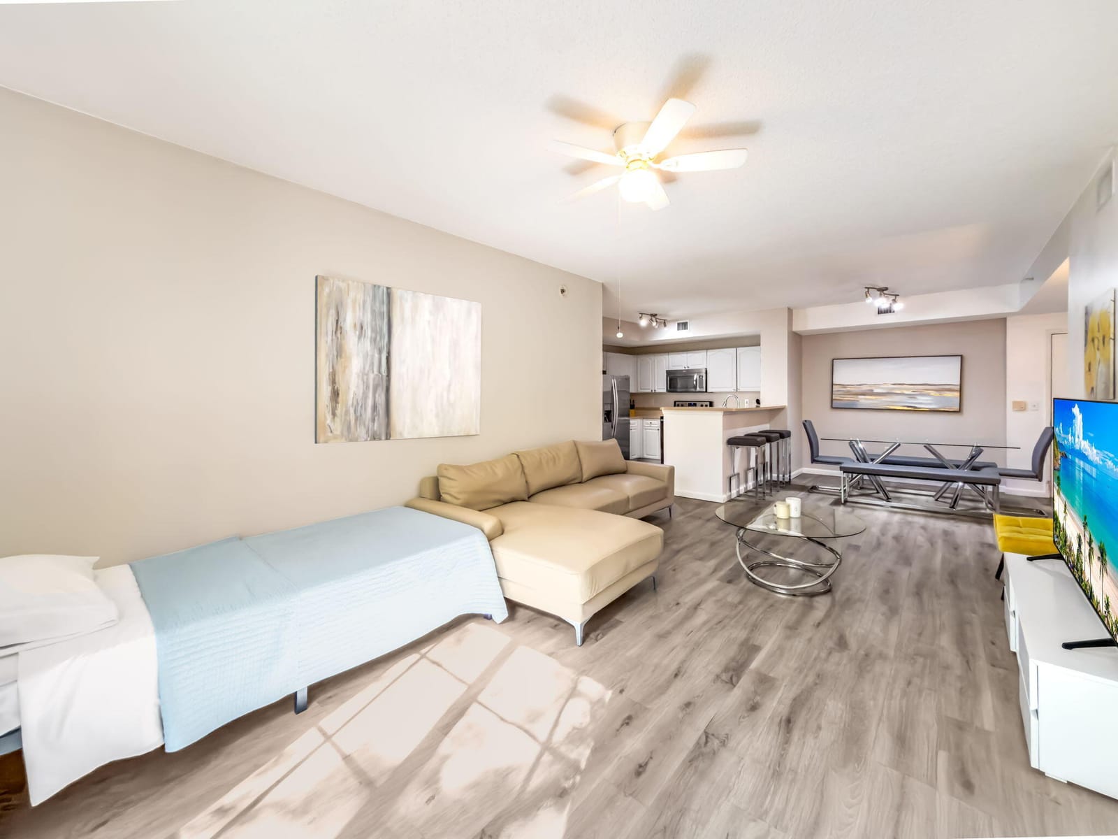 630 S Sapodilla Avenue 218, West Palm Beach, FL 33401 photo 7