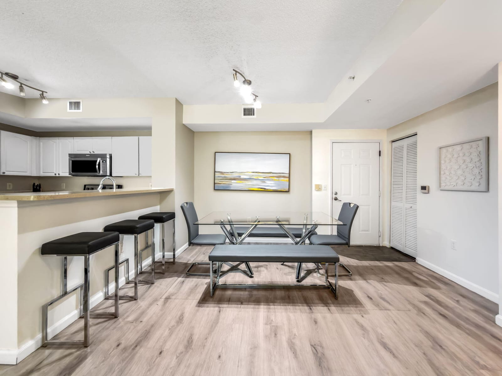 630 S Sapodilla Avenue 218, West Palm Beach, FL 33401 photo 9