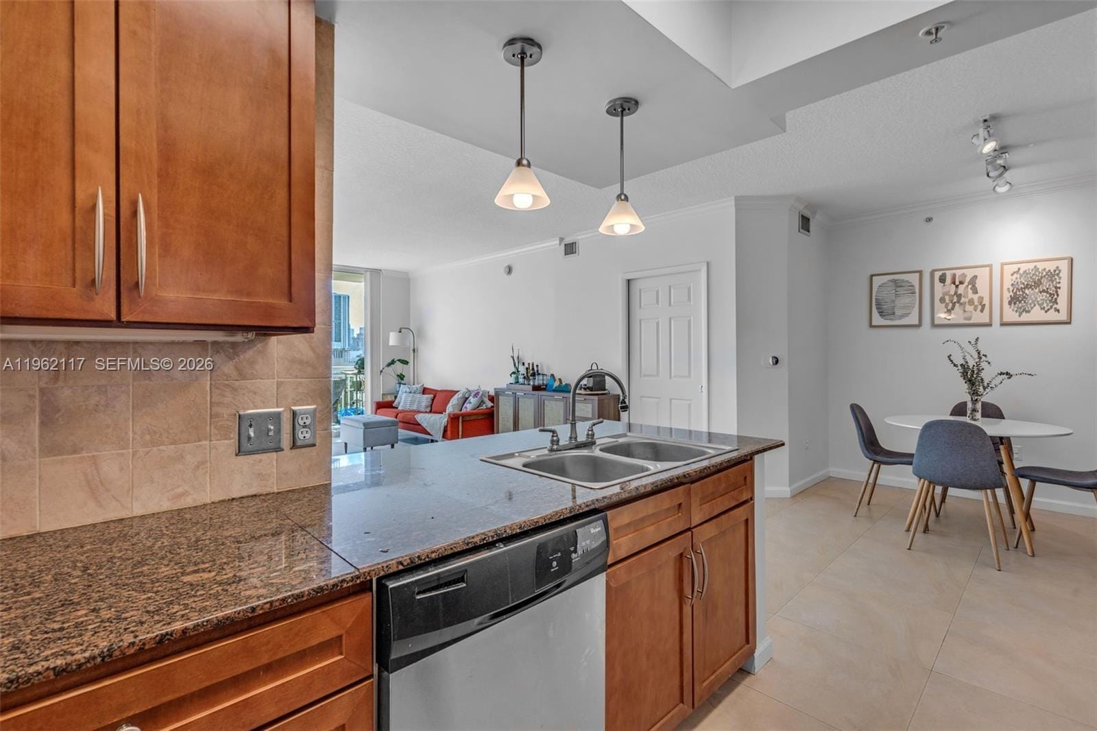 2000 N Bayshore Drive 909 — photo 12