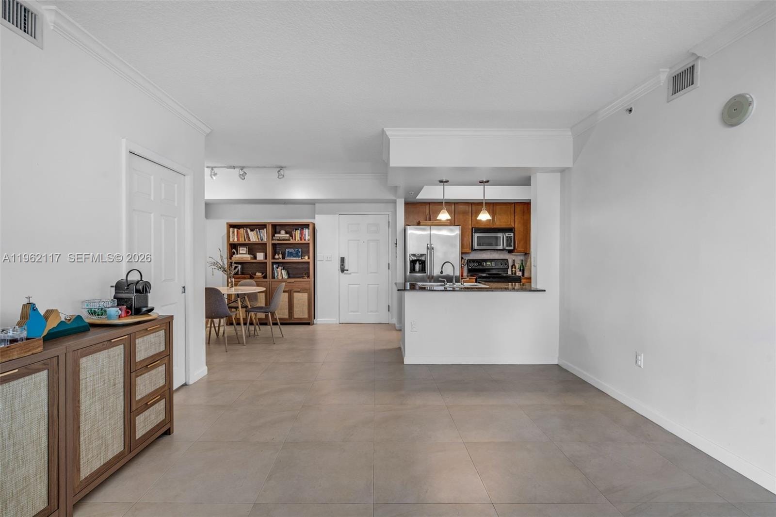 2000 N Bayshore Drive 909, Miami, FL 33137 photo 14