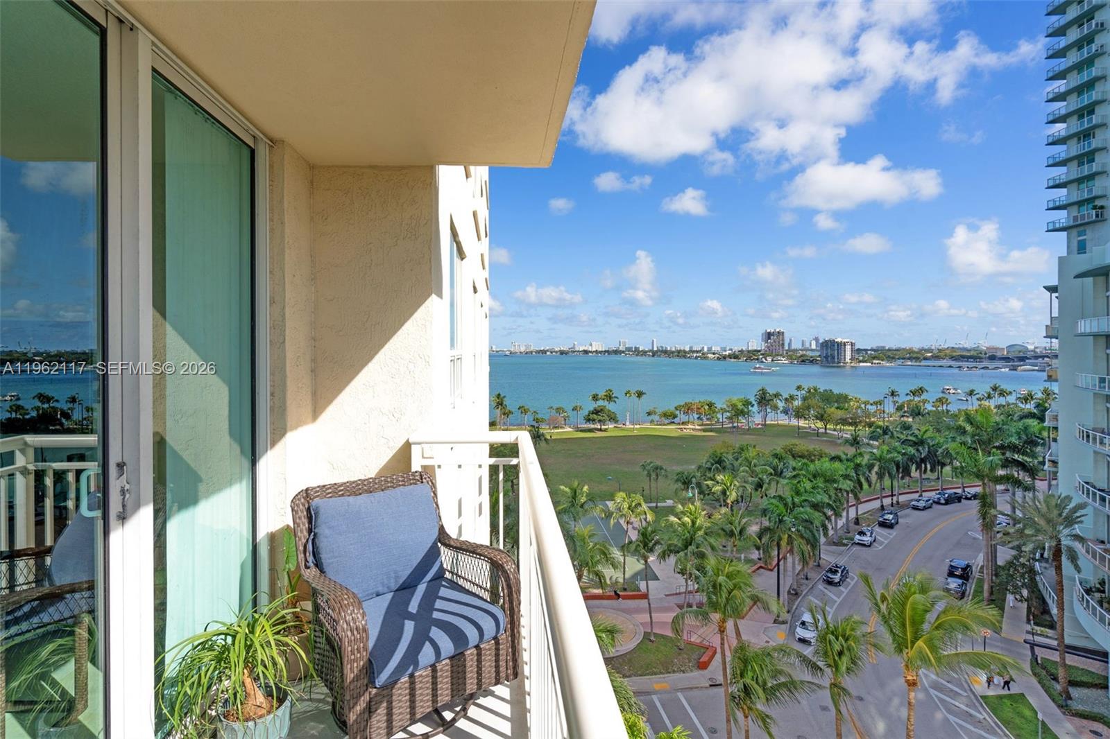 2000 N Bayshore Drive 909, Miami, FL 33137, Miami