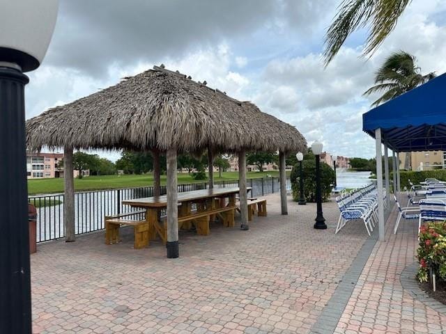 9350 Sunrise Lakes Boulevard 101, Sunrise, FL 33322 photo 18