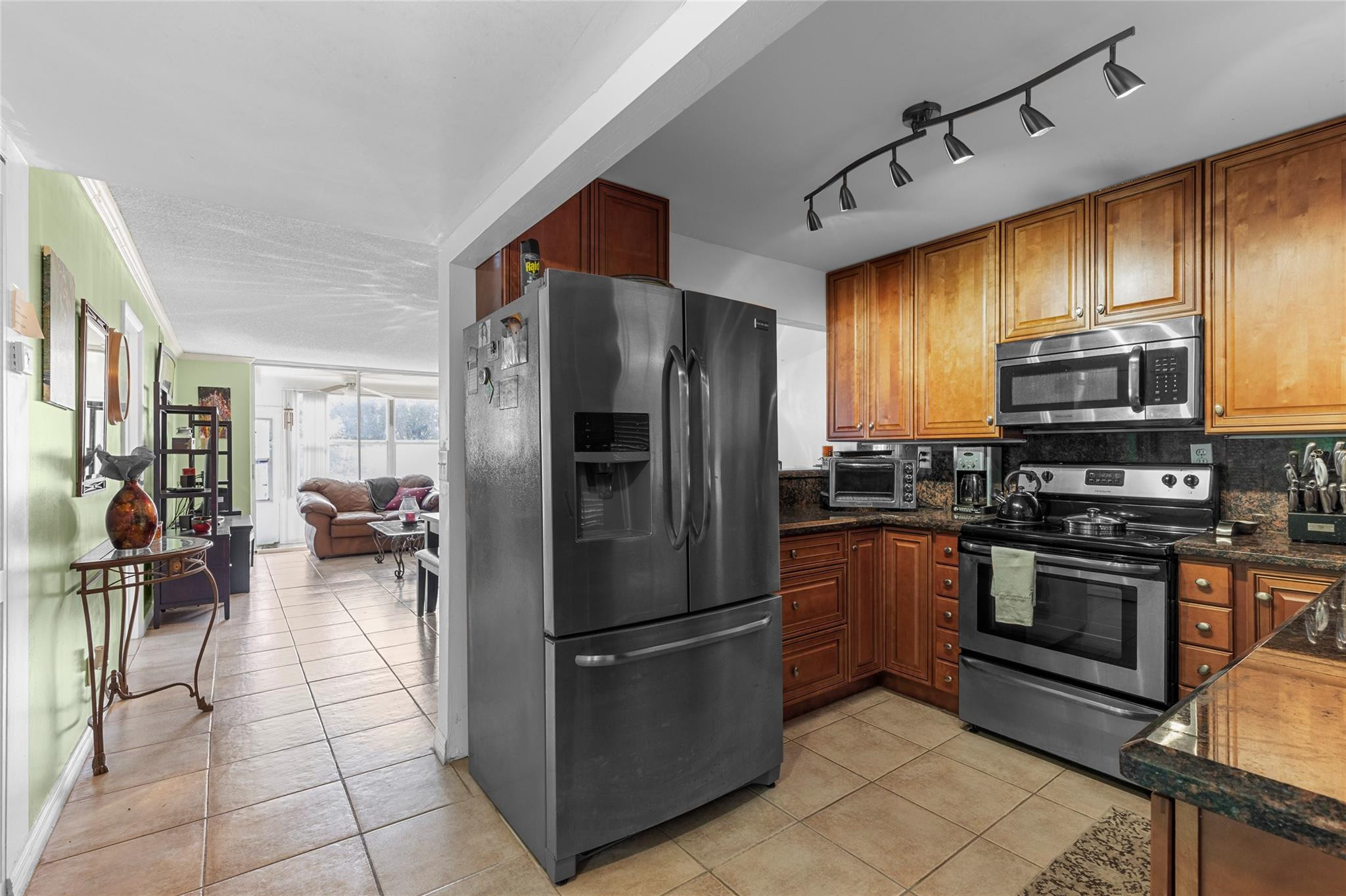 9350 Sunrise Lakes Boulevard 101, Sunrise, FL 33322, Sunrise