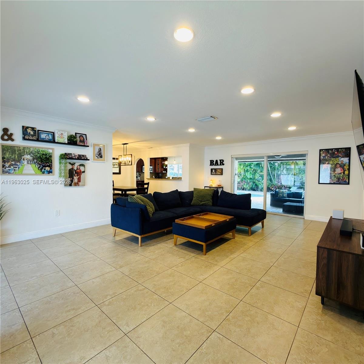 820 NW 91st Avenue, Pembroke Pines, FL 33024 photo 3