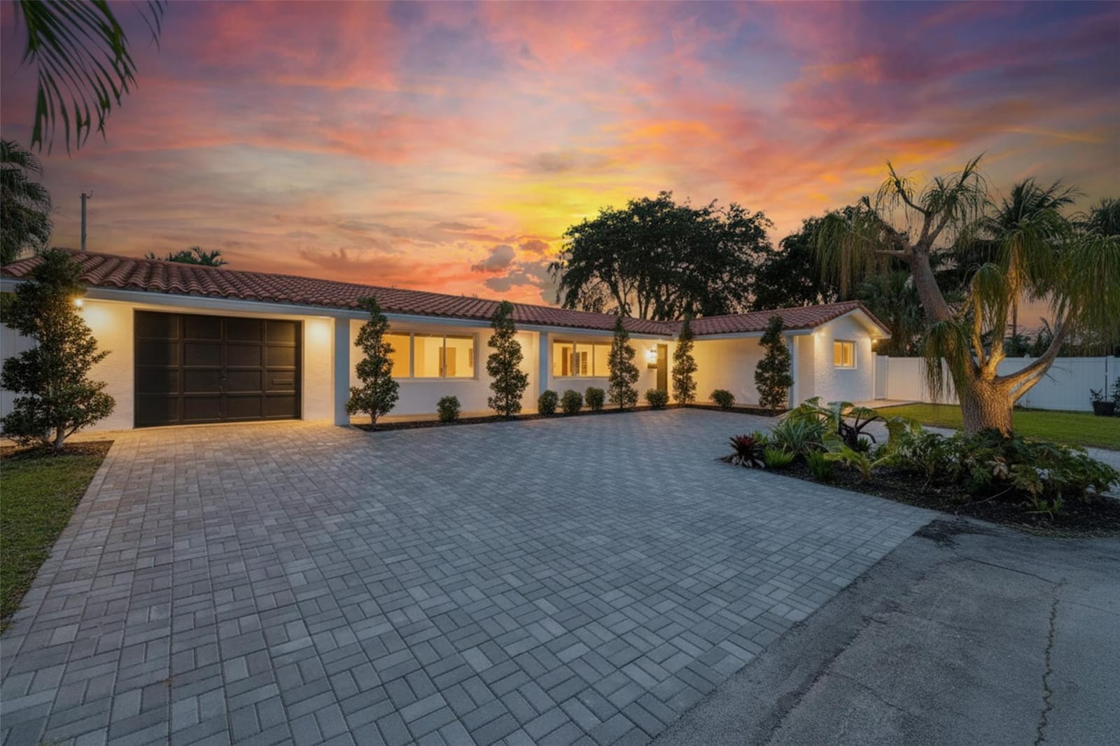 1710 SW 1st Avenue, Pompano Beach, FL 33060 photo 2
