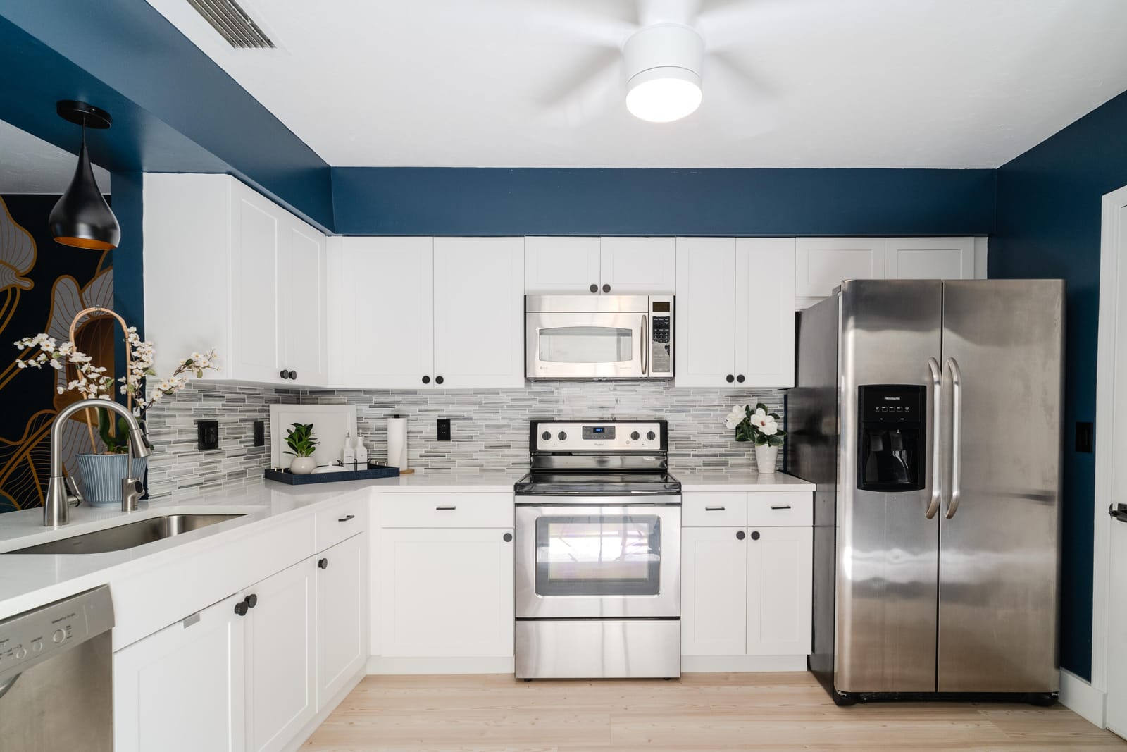 8016 Edgemere Lane — photo 7