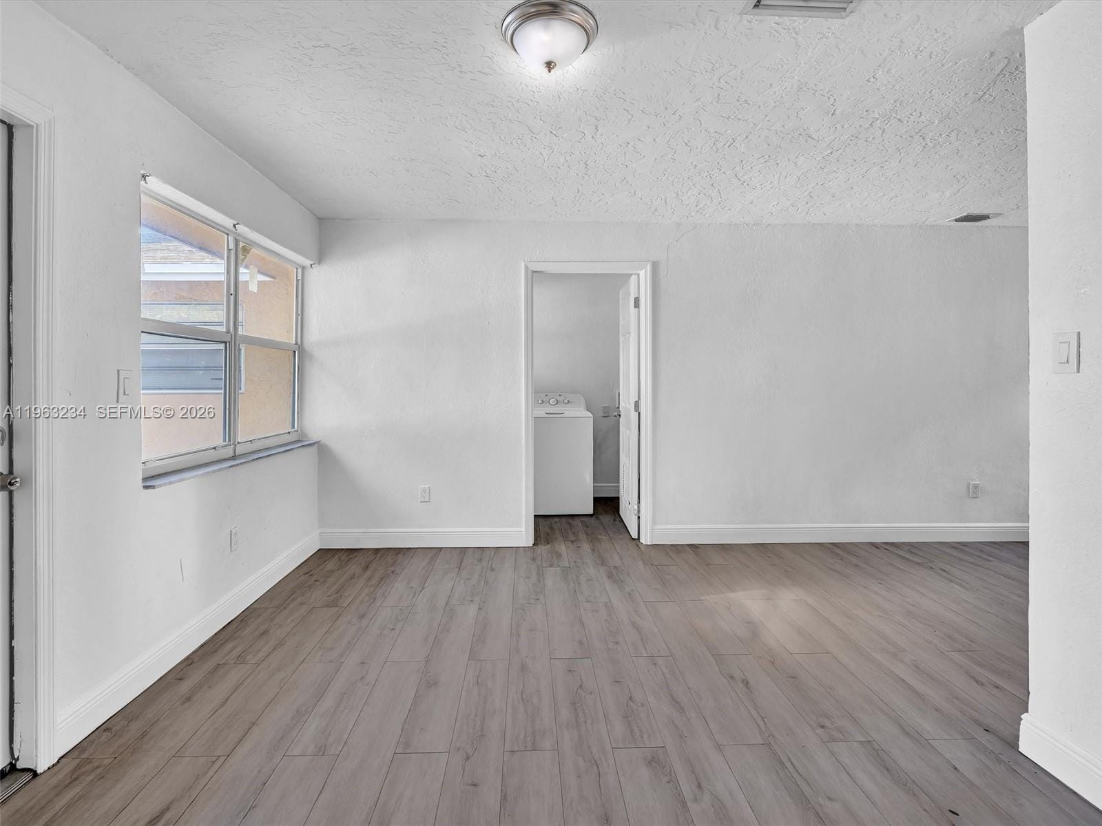 2512 NW 9th Place, Fort Lauderdale, FL 33311 photo 4
