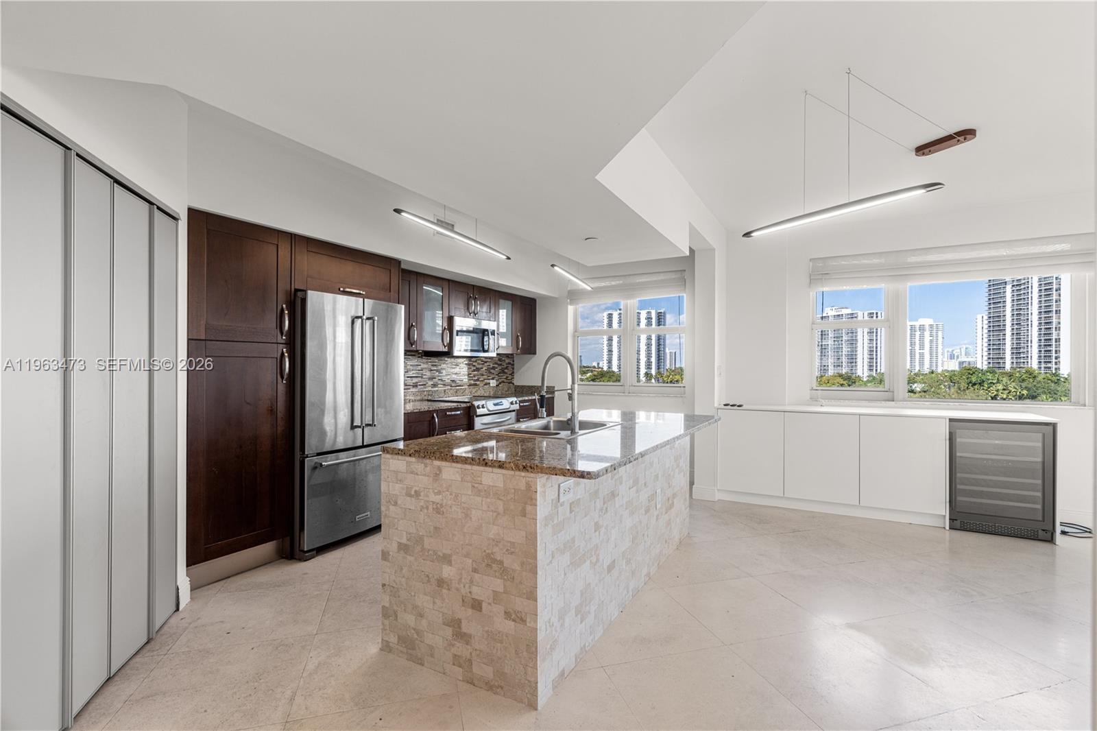 20000 E Country Club Drive 716, Aventura, FL 33180, Aventura