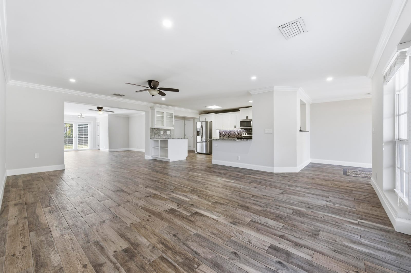 1814 Lake Osborne Drive — photo 11