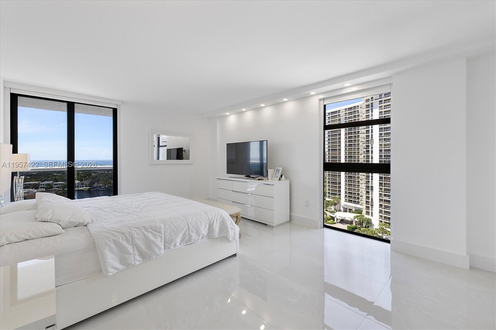 20515 E Country Club Drive 1747, Aventura, FL 33180 photo 13