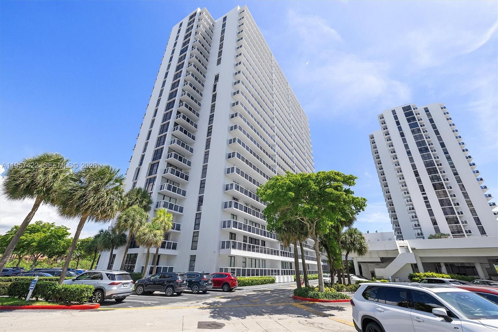 20515 E Country Club Drive 1747, Aventura, FL 33180, Aventura