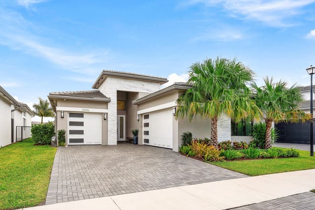 20086 Hirono Lane, Boca Raton, FL 33434