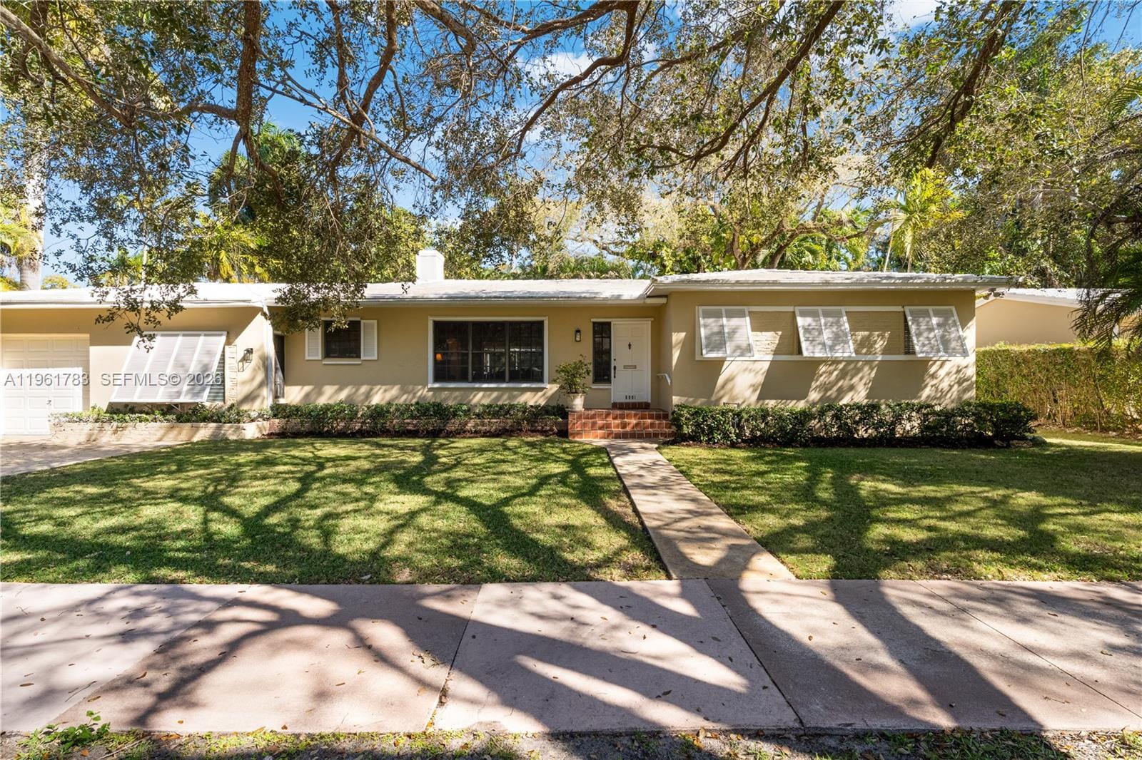 6901 Altamira Street, Coral Gables, FL 33146 photo 3