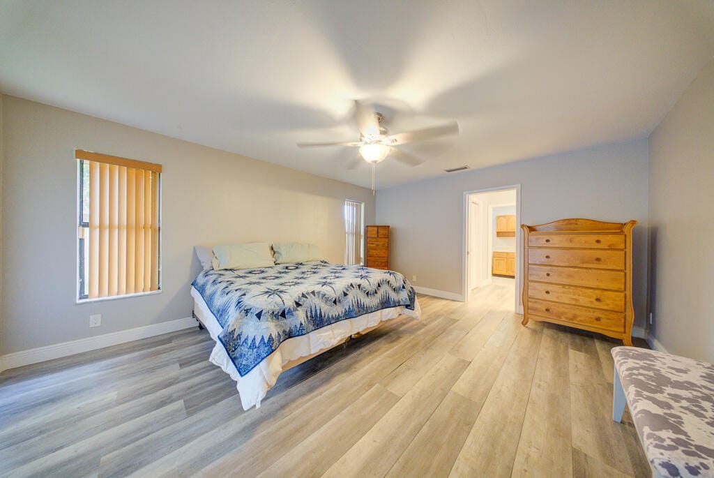 301 Knotty Wood Lane, Wellington, FL 33414 photo 23