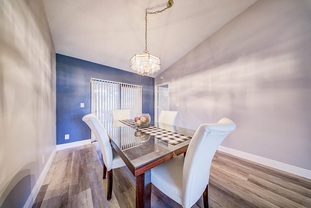 301 Knotty Wood Lane, Wellington, FL 33414 photo 7