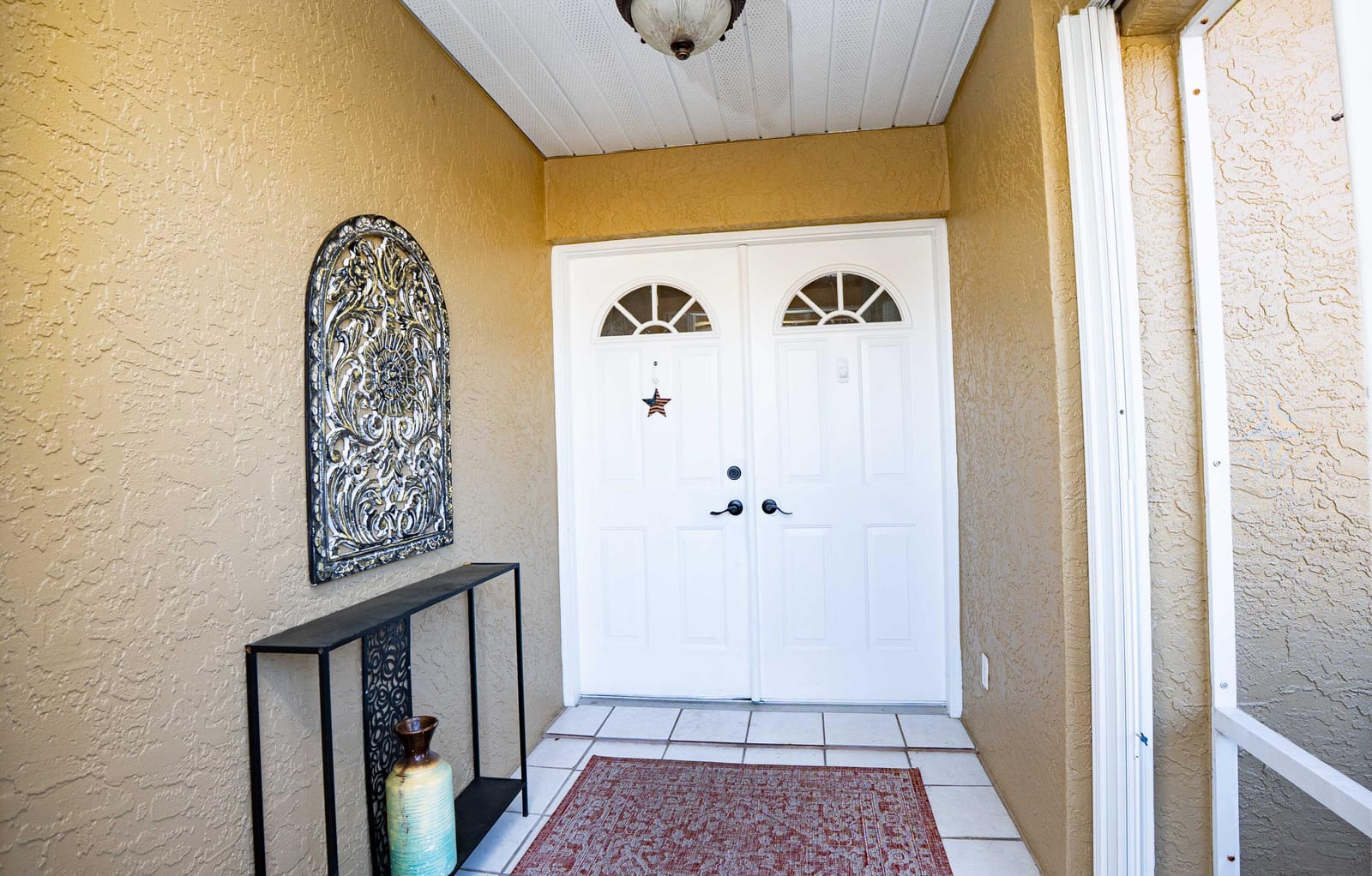 376 NW Sherry Lane, Port St. Lucie, FL 34986 photo 2