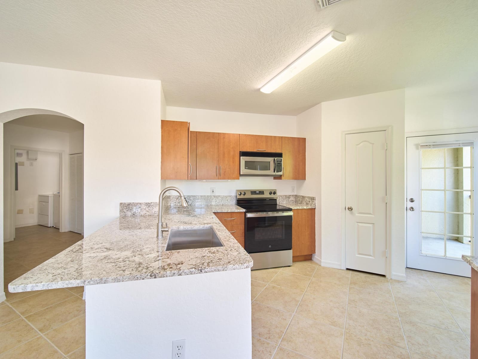 140 SW Peacock Boulevard 21-202, Port St. Lucie, FL 34986 photo 11