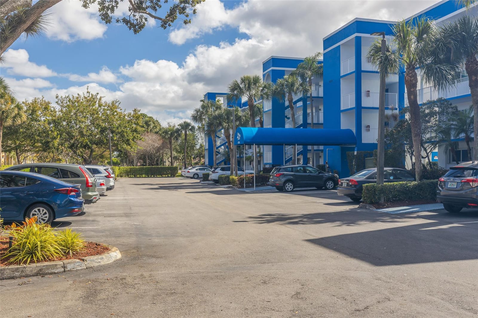 4734 Lucerne Lakes Boulevard 306, Lake Worth, FL 33467