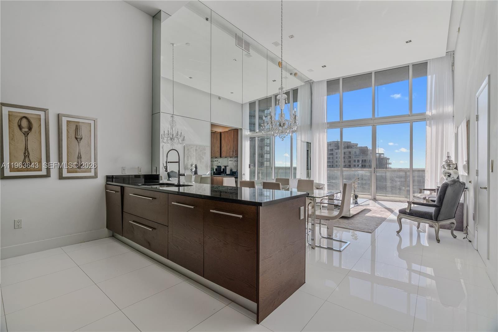 465 Brickell Avenue 2805, Miami, FL 33131 photo 1