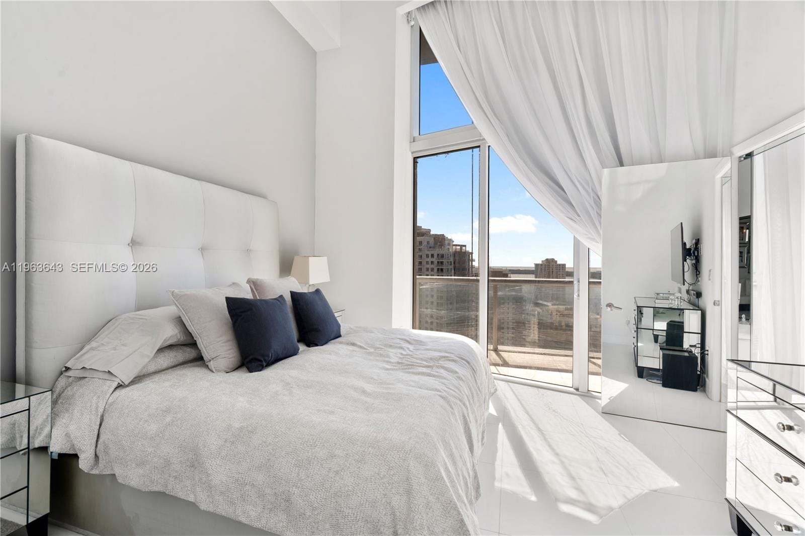 465 Brickell Avenue 2805, Miami, FL 33131 photo 22