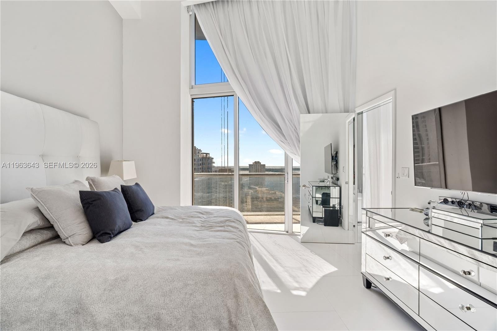465 Brickell Avenue 2805, Miami, FL 33131 photo 23