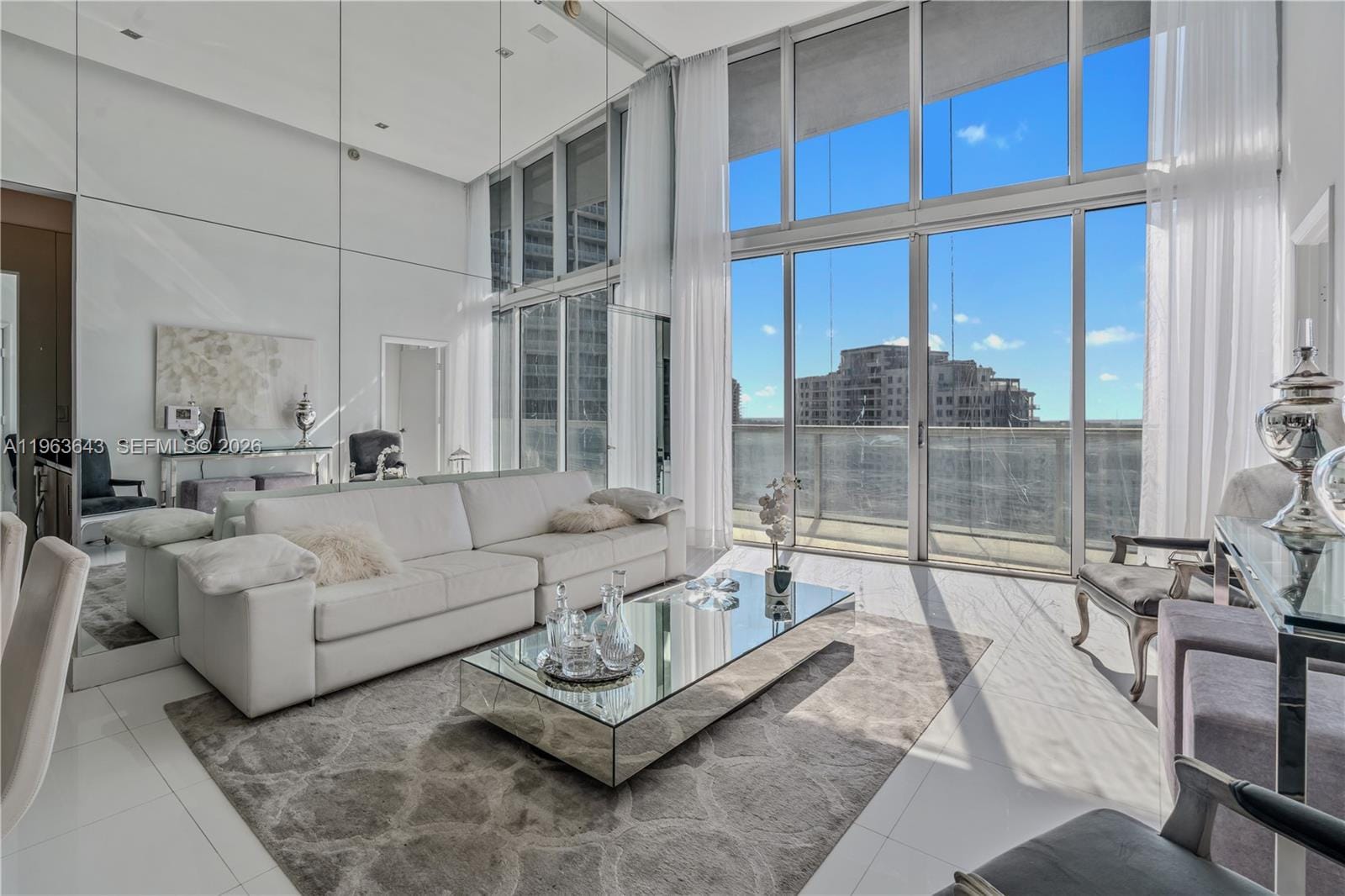 465 Brickell Avenue 2805, Miami, FL 33131 photo 4