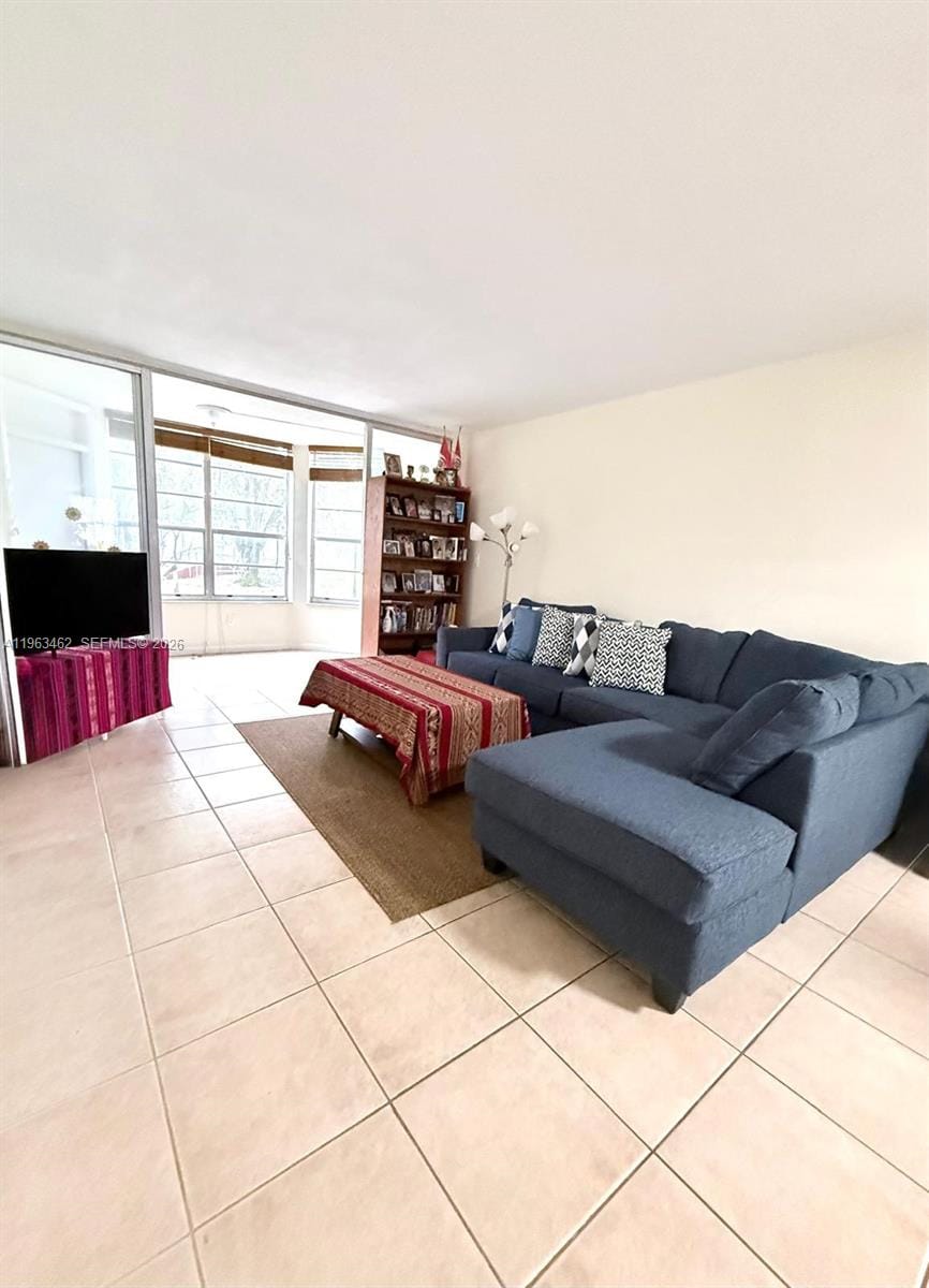 1501 NE 191st Street C114 — photo 10