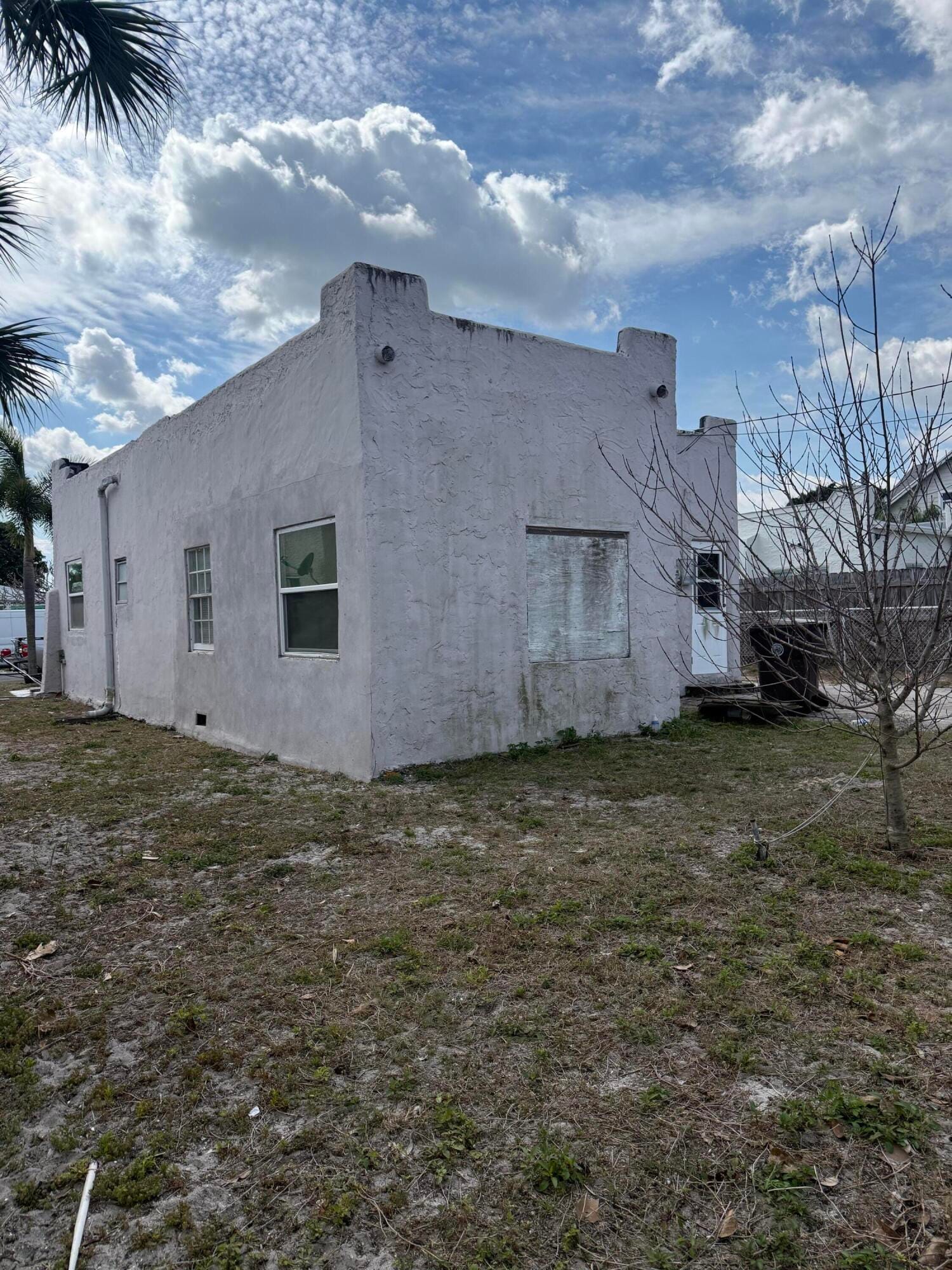 717 Selkirk Street, West Palm Beach, FL 33405 photo 3