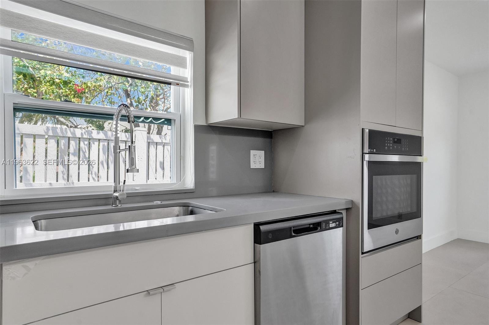 1010 N 16th Avenue — photo 9