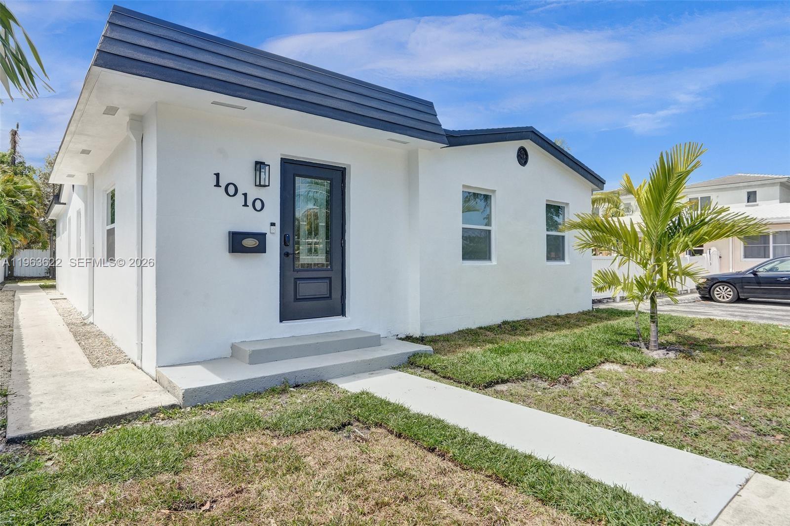 1010 N 16th Avenue, Hollywood, FL 33020, Hollywood