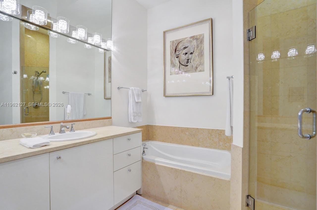 20000 E Country Club Drive 112, Aventura, FL 33180 photo 12