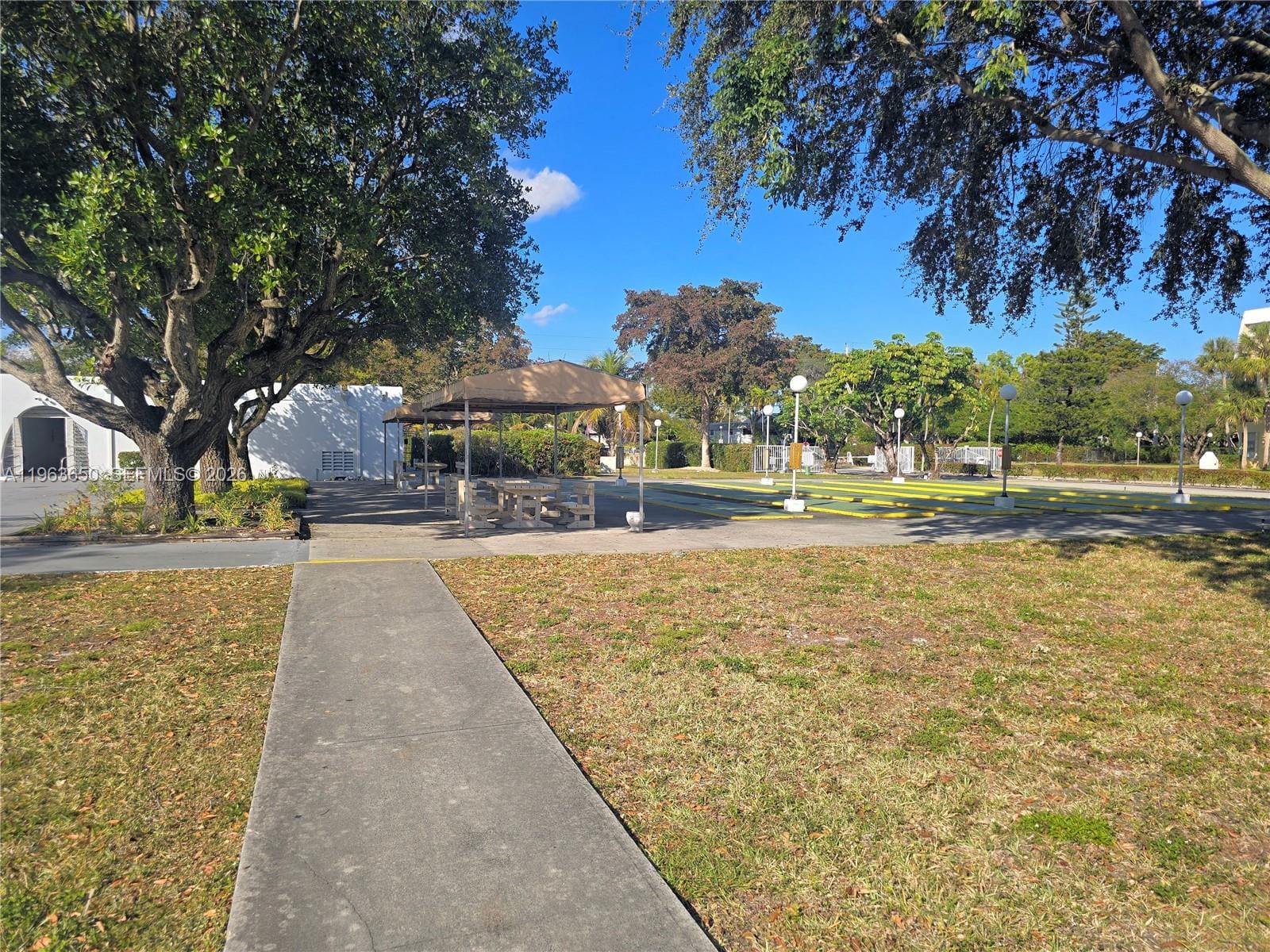 940 NE 199th Street 114, Miami, FL 33179 photo 23