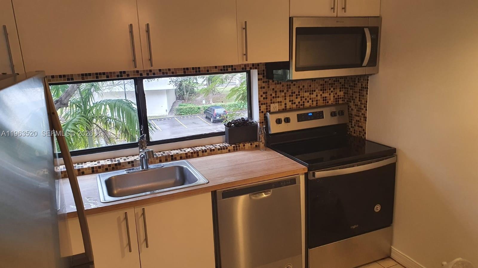 17021 N Bay Road 316, Sunny Isles Beach, FL 33160 photo 6