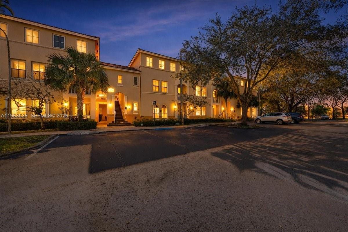 150 Jacaranda Country Club Drive 200, Plantation, FL 33324