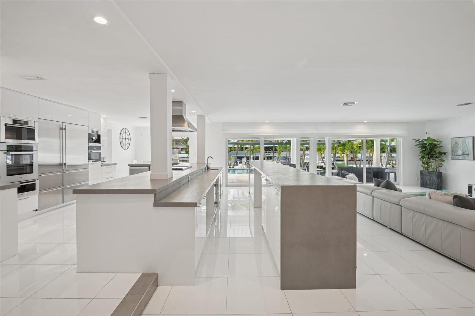 2540 Mercedes Drive, Fort Lauderdale, FL 33316 photo 16