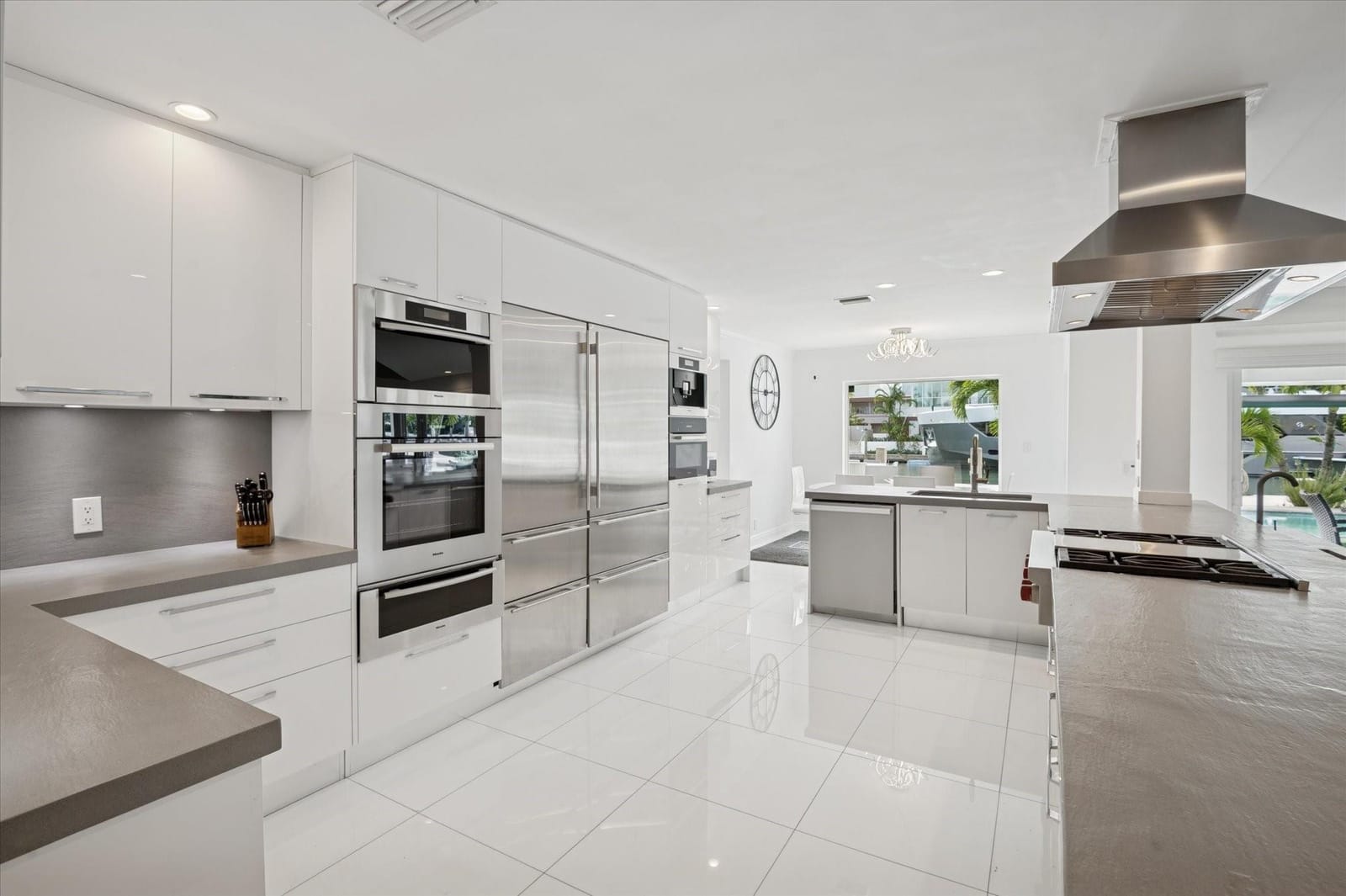 2540 Mercedes Drive, Fort Lauderdale, FL 33316 photo 18