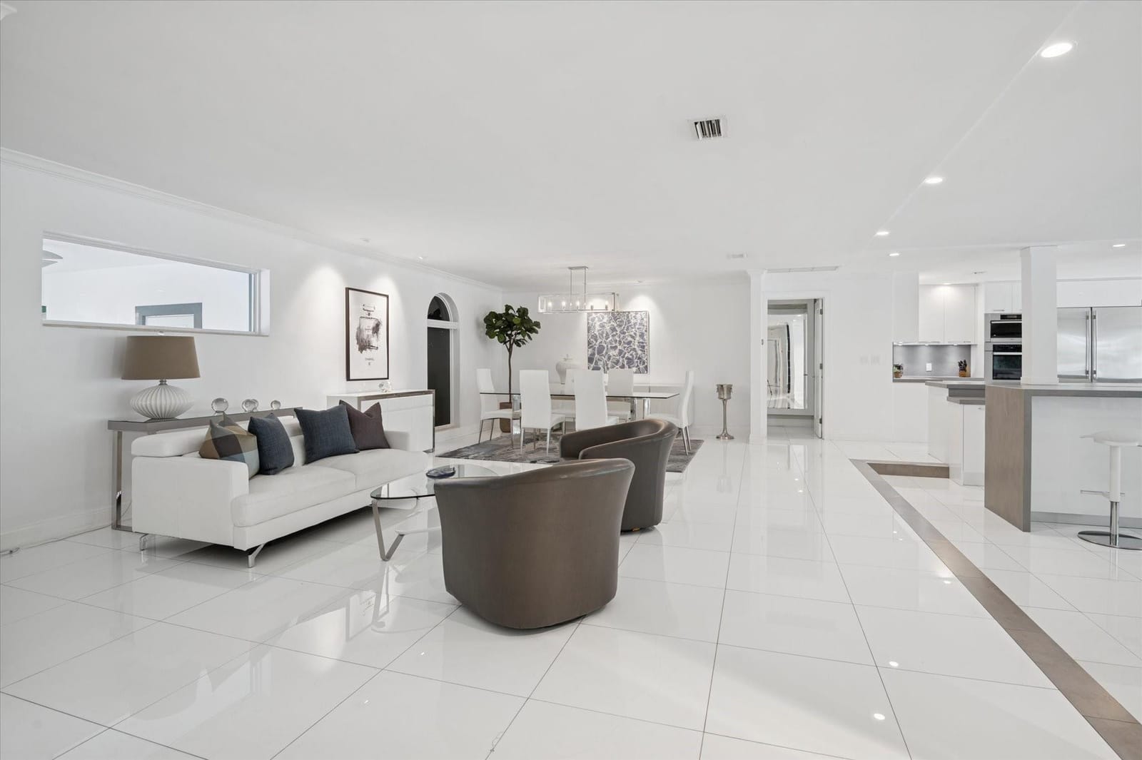 2540 Mercedes Drive, Fort Lauderdale, FL 33316 photo 10