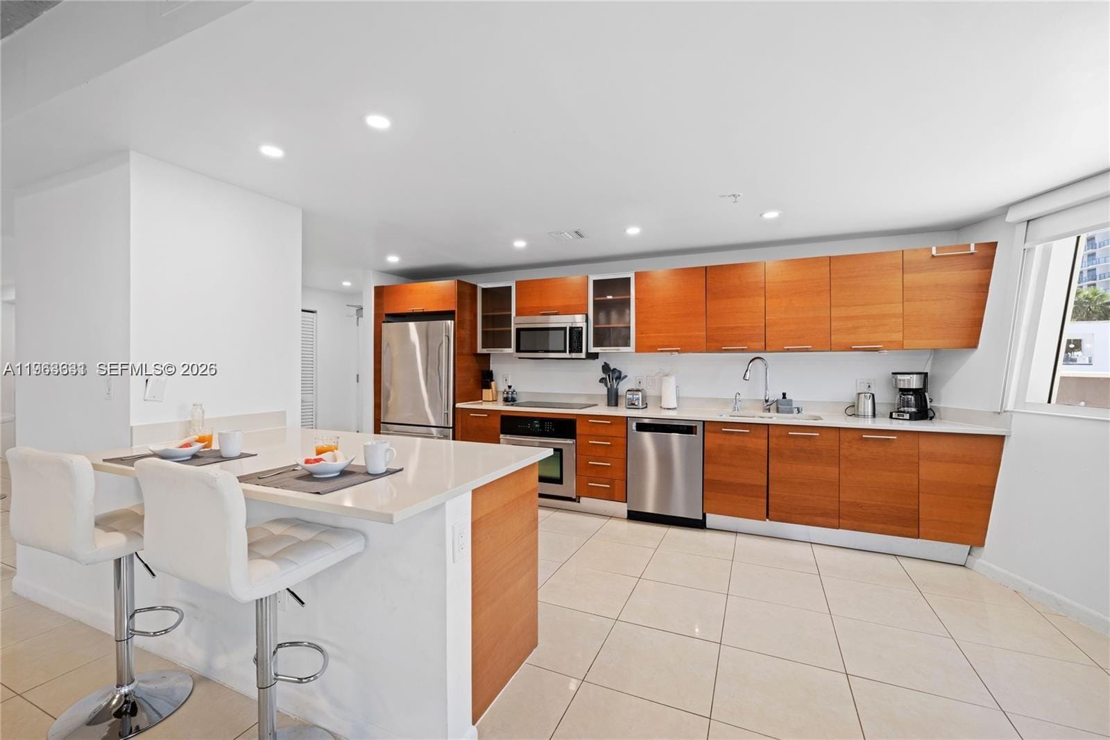 3250 NE 1st Avenue 515 — photo 4