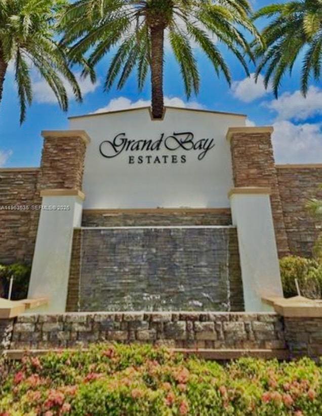 8835 NW 98th Avenue, sold in Doral Breeze, Doral, FL