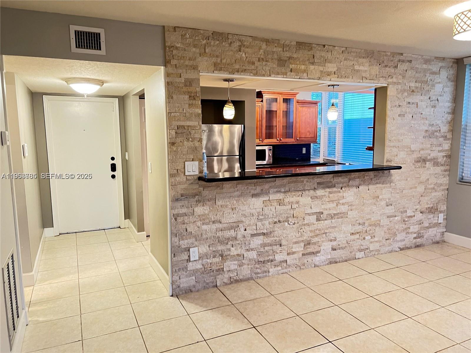 6800 Cypress Road 101, Plantation, FL 33317, Plantation