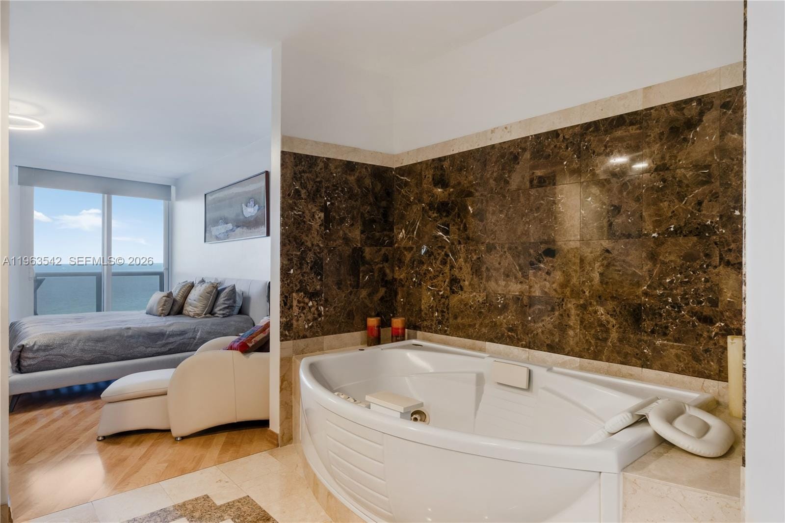 19333 E Collins Avenue 1202, Sunny Isles Beach, FL 33160 photo 16