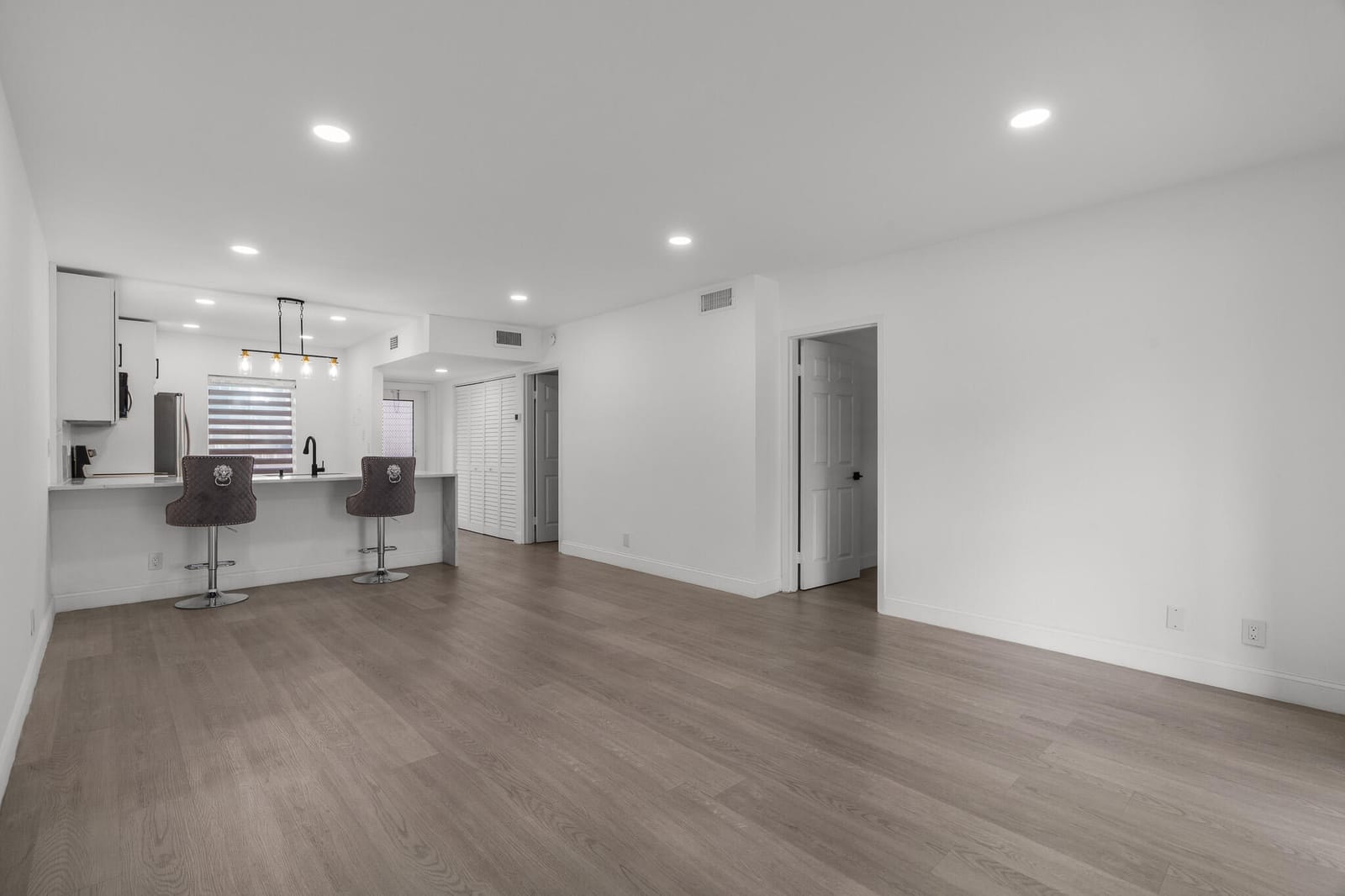 5 Abbey Lane 207, Delray Beach, FL 33446 photo 9