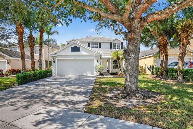 231 Berenger Walk, Royal Palm Beach, FL 33414