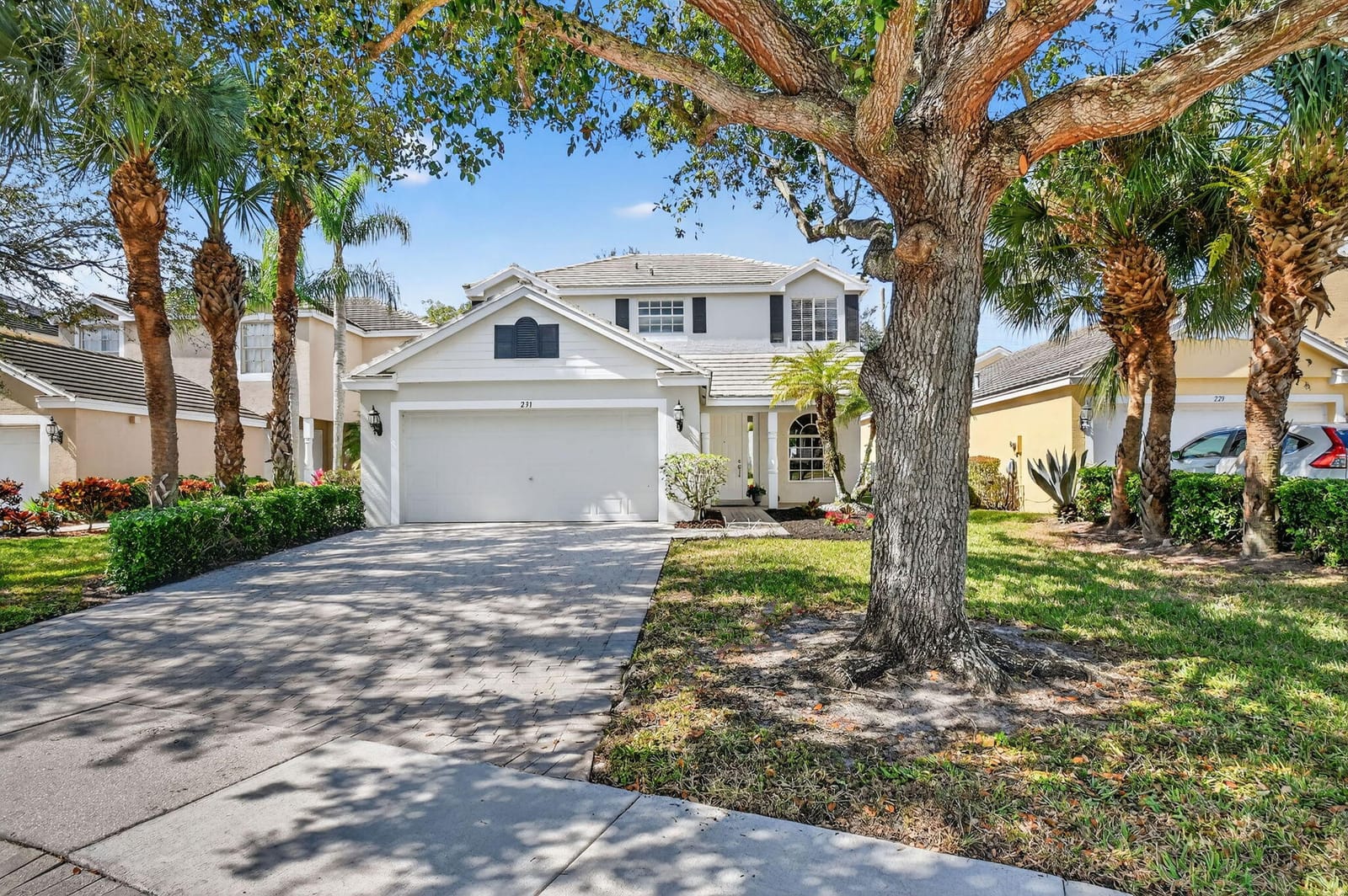 231 Berenger Walk, Royal Palm Beach, FL 33414 photo 2