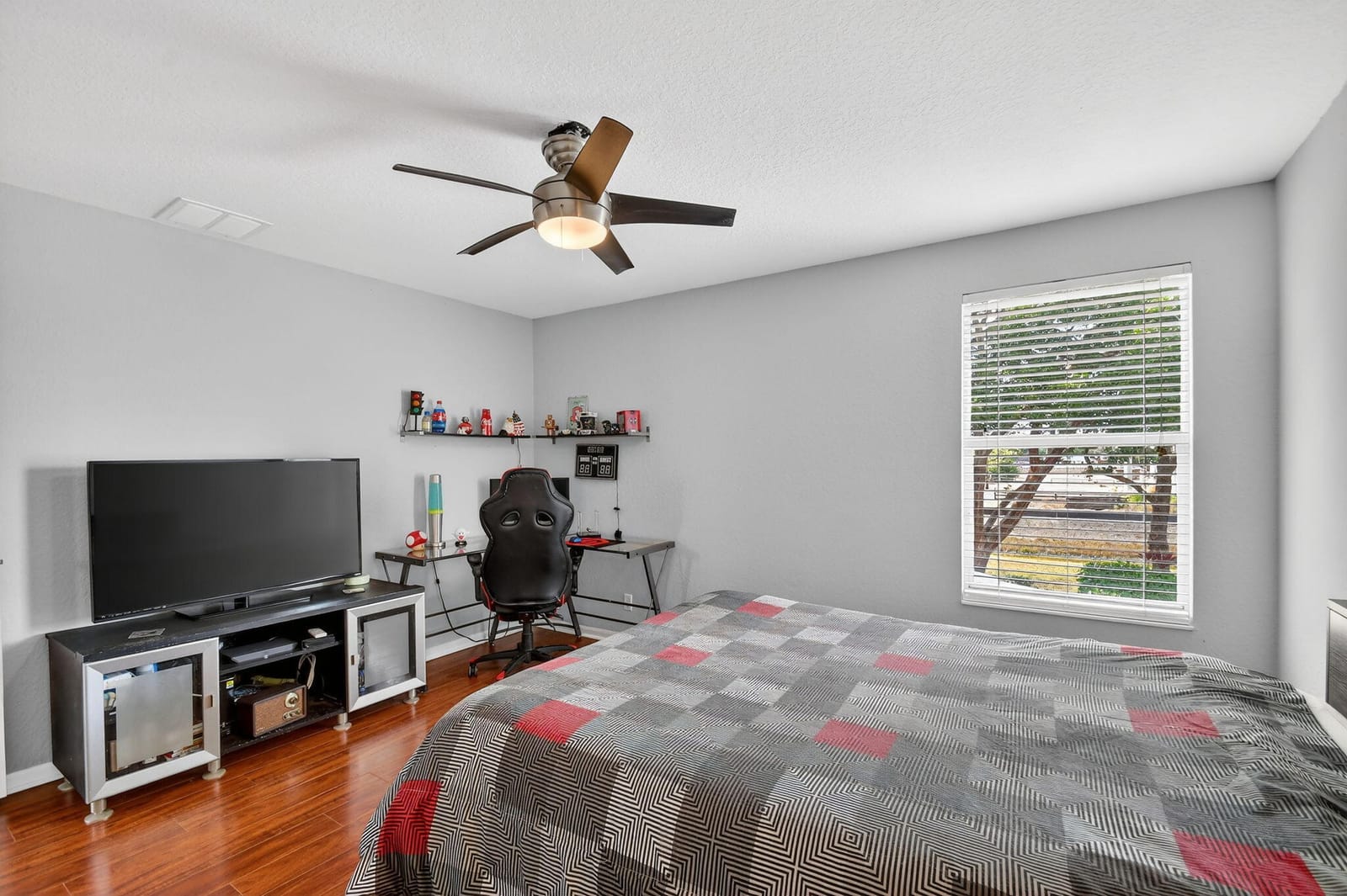 231 Berenger Walk, Royal Palm Beach, FL 33414 photo 26
