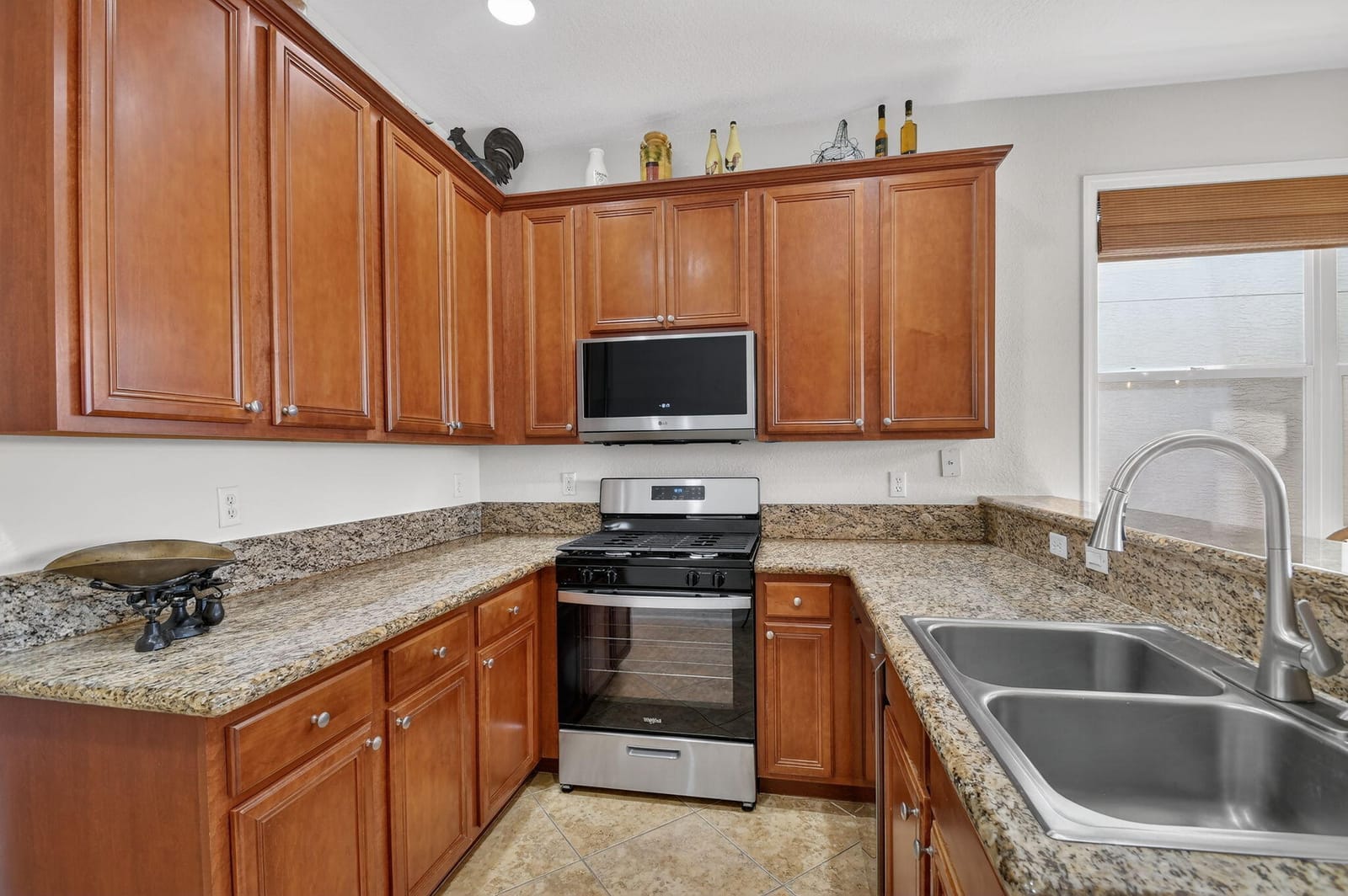 231 Berenger Walk, Royal Palm Beach, FL 33414 photo 6