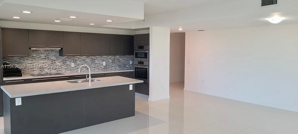 7751 NW 107th Avenue 504, Doral, FL 33178 photo 2